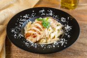 CHICKEN ALFREDO